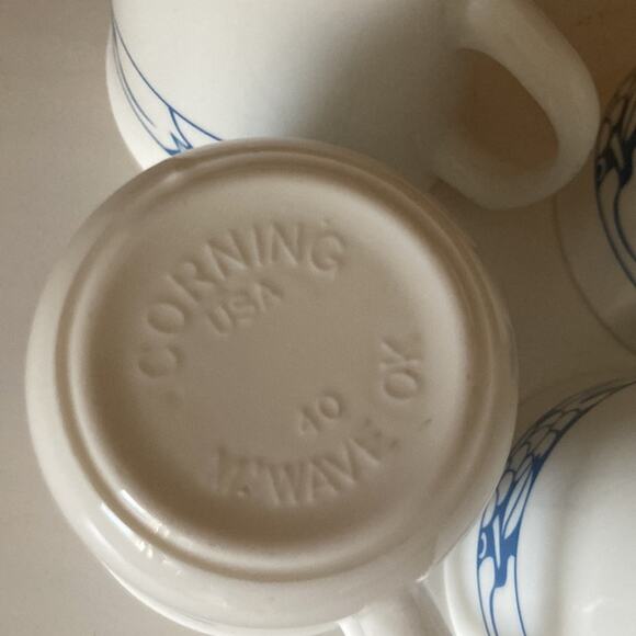Vintage Corelle Corning “Harvest Time” Mugs, Set of 4 - Picture 6 of 8